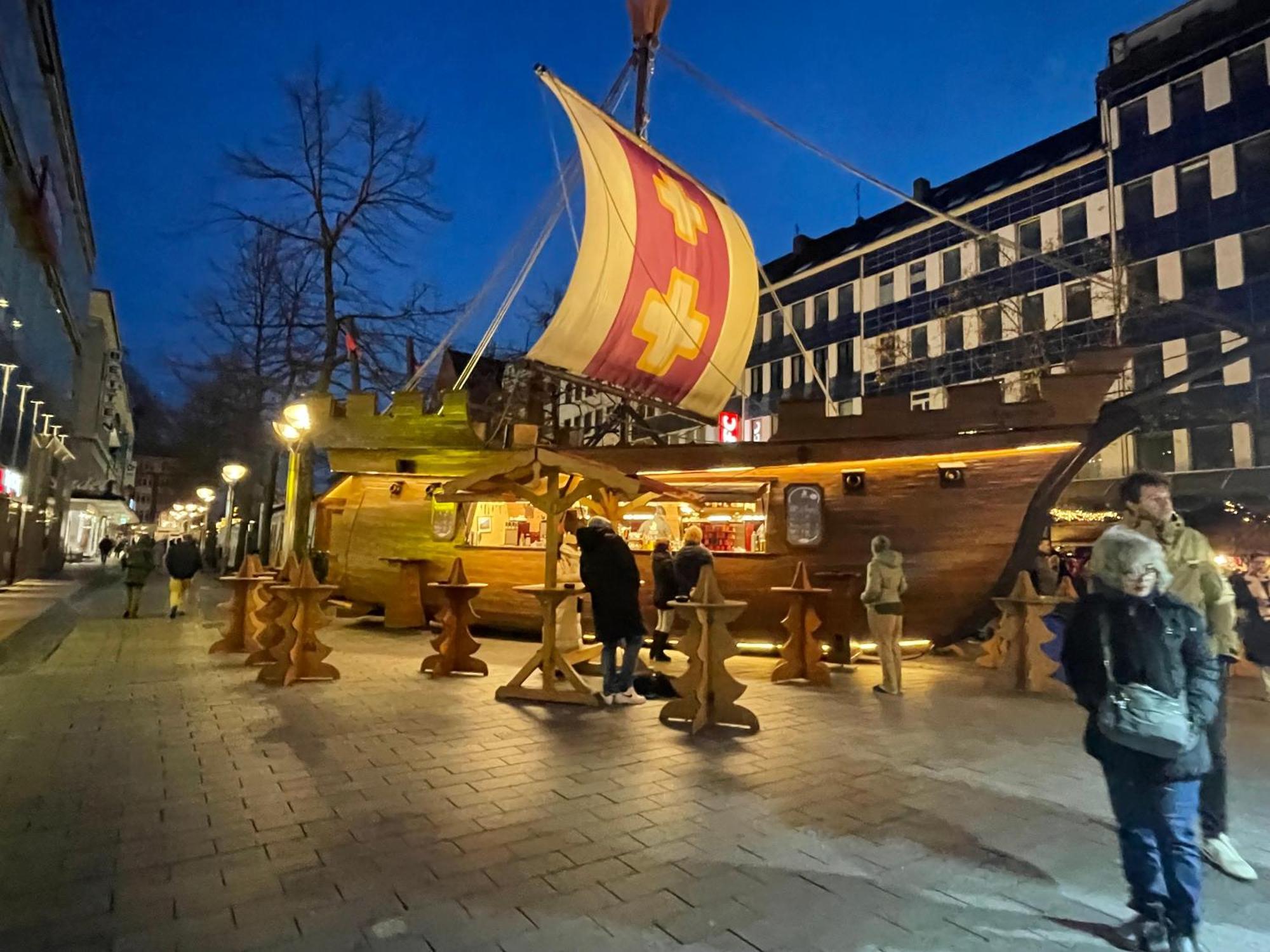 Hausboot Lore Duisburg Buitenkant foto